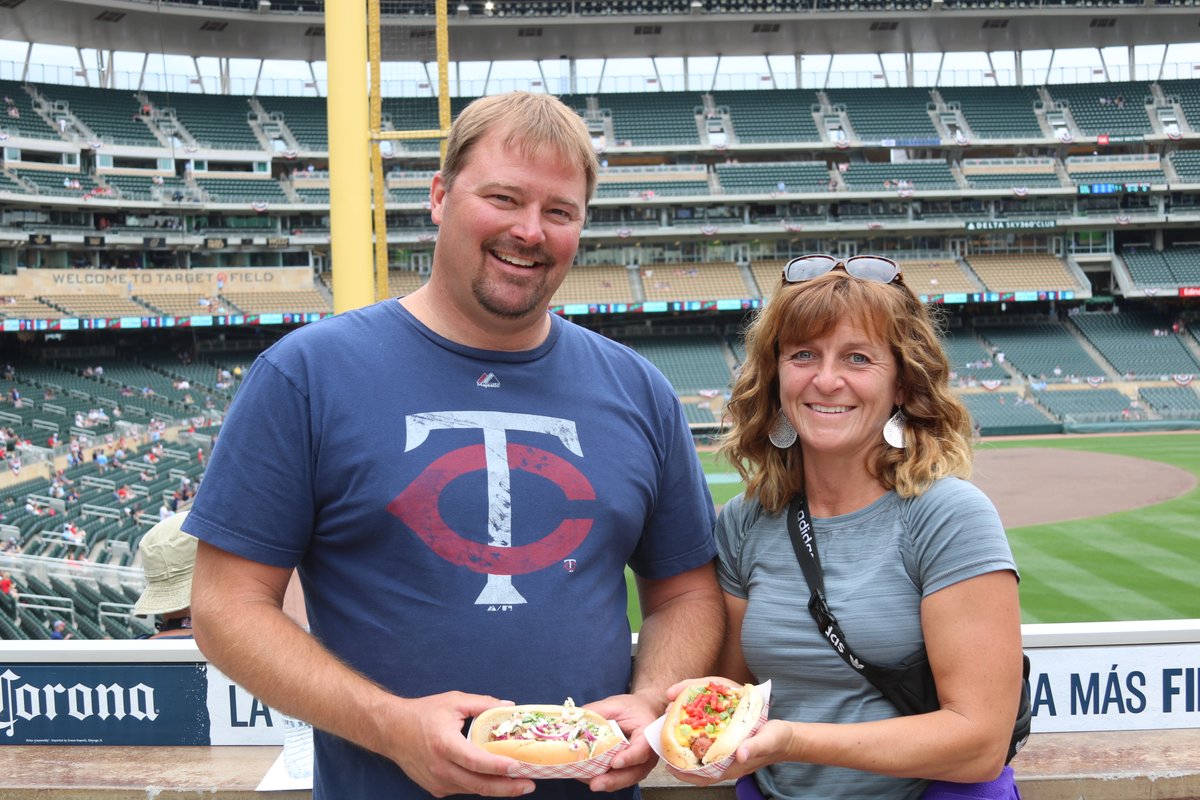 TFEATS's tweet photo. Share your food pics with us ! #TasteofTargetField #MNTwins #TFEats 😄 https://t.co/TL052f0qPH