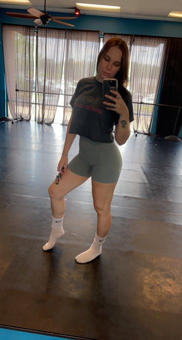 Selling My sweaty panties!! Fresh after a sweaty workout 😪 $25 a pair!!  Venmo @JessaRainx https://t<a href="/tag/mvsales"class="tags"><span>#mvsales</span></a>