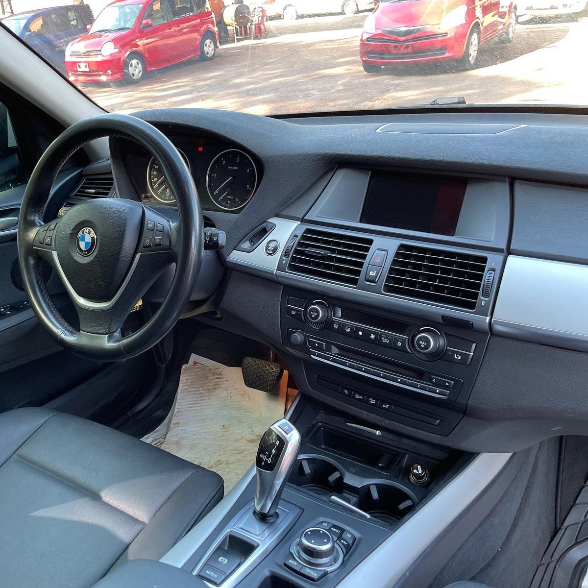 Wilson11G's tweet photo. EN VENTA BMW X5
Único dueño, 3.0 drive diésel.

Entrega 10.000 usd, saldo en 24 cuotas de 500 usd y 2 refuerzos de 4.000 usd

Escribir al WhatsApp 0971-138-553 https://t.co/w0uolrFRGR