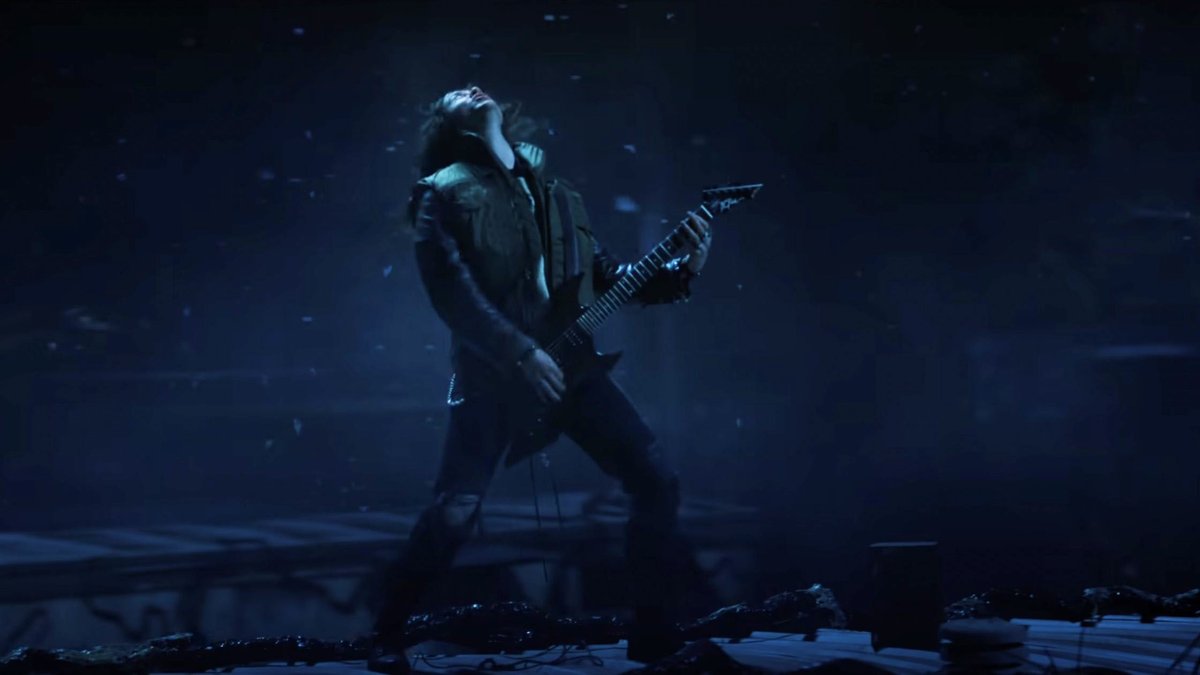 BSBargainBin's tweet photo. I didn't think there was ever going to be a scene that got my blood pumping as much as #Cru qualifying for #Helltrack in #Rad
https://t.co/AVmK2HgzWJ
then #EddieMunson climbed on top of that trailer with his guitar in #StrangerThings4
https://t.co/hck2baRRDR https://t.co/dAI9CcuOIB