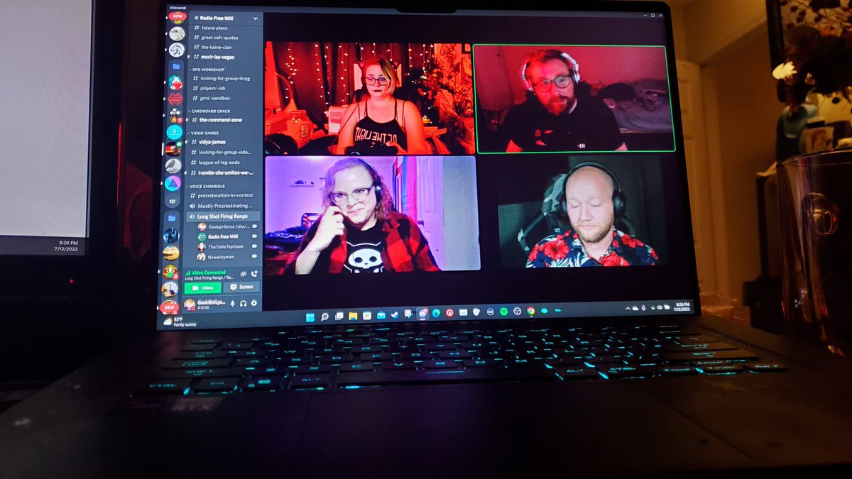 GeekGirlLyssa's tweet photo. Oh look. We're back for #vampirethemasquerade on #longshotfiringrange! Come joim us for #MorirLasVegas over on https://t.co/72UDU3c2ED! Also hey @vampiresnvino wanna join us tonight for session 0? #vtm #ttrpg https://t.co/HHigncLNxX