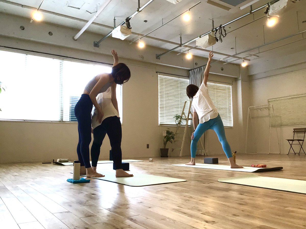 StudioPlumeria's tweet photo. スタジオプルメリアのヨガ🧘‍♂️

インストラクターのAsukaさんのレッスンです🤗
呼吸、癒し、体感、メンタルが整います✨
是非一度お試しください❣️

#スタジオプルメリア
#Asuka
#ヨガ
#yoga
#東京ヨガ
#墨田区ヨガ
#両国ヨガ
#未経験者歓迎
#健康
#メンタル
#癒し
#ヨガ好きと繋がりたい
#ヨガスタジオ https://t.co/m2MuTBbDhv