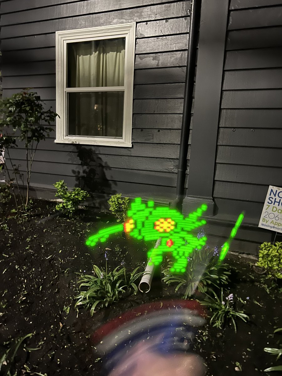 bottlemoss's tweet photo. LED Pokédex photography - 💫🦷🌸💎 #pokemon #hoenn #gen3 https://t.co/CznpeEdGih