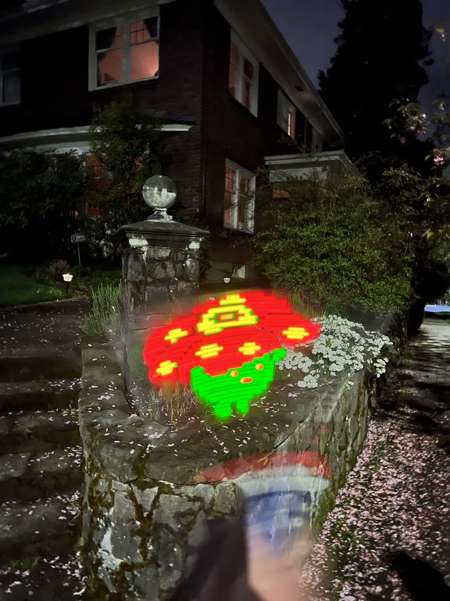 bottlemoss's tweet photo. LED Pokédex photography - 💫🦷🌸💎 #pokemon #hoenn #gen3 https://t.co/CznpeEdGih