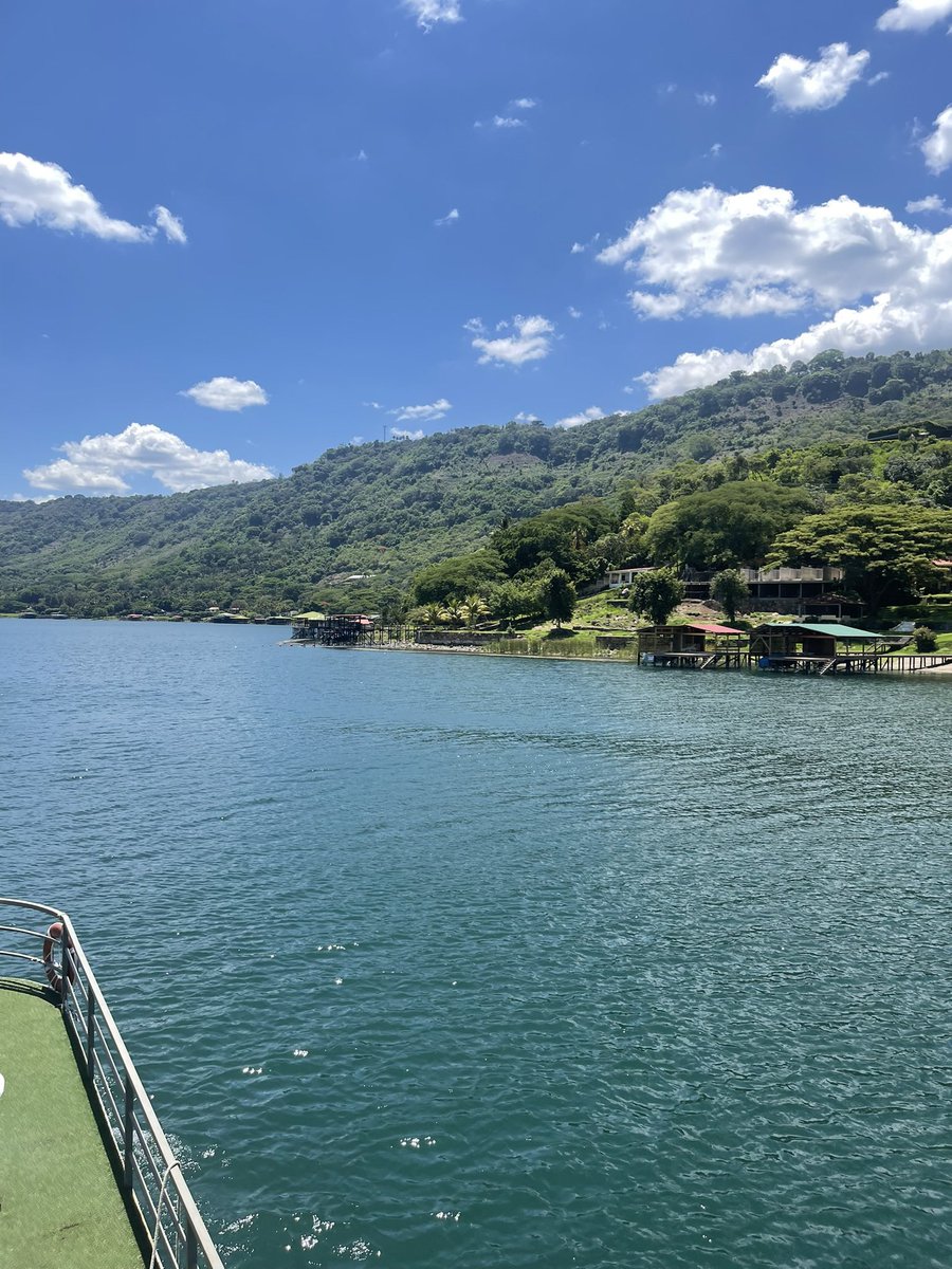 glondyyy's tweet photo. There’s plenty of places I’ll rather be right now, but El Salvador will always be first 🥹 https://t.co/smNoj1wdlz