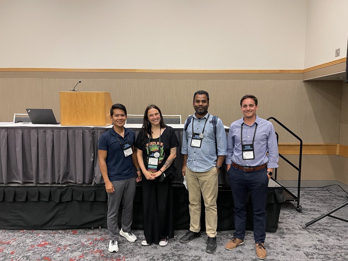 We had a wonderful session: Gene Editing Breakthrough with our chair @francescablopez  and speakers @TrevorWeiss480 @PJenomics @ASPB @kumar2501 #PlantBio2022 @UMNews @umncbs @friendzhang