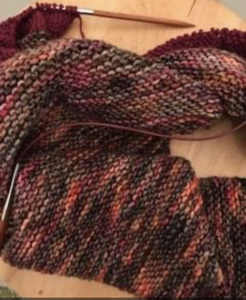 mariestroughter's tweet photo. #knitting is trending! Must.break.out.needles! Why did I pack so well for our recent move? Fave yarn. Check! Size #US7 circs? Bueller, Bueller, Bueller...?? (Last FO below for interest) https://t.co/TxvlXJ37cr