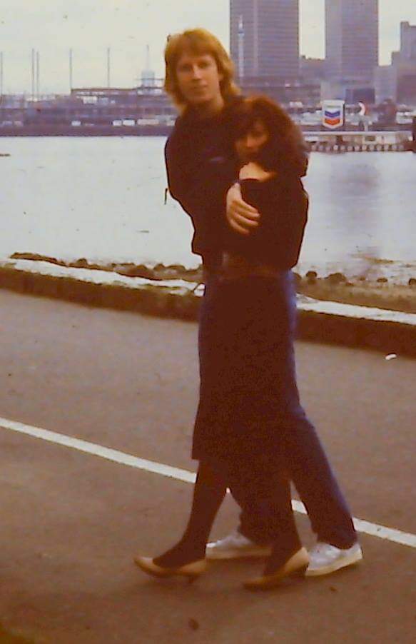 BradleyTim's tweet photo. @ThexyBeatht_2 @Gracywilliiams "Tam" was the little sister I never had and at one time, she shared a house with me and my pal Ronnie. She once wanted to try "duck hunting" and that's her shooting the gun. She had an infectious laugh and was loved by everybody. I'll say it again, cherish your friends. #RIPTami https://t.co/F0iX5AUDPR