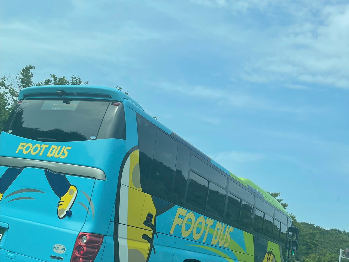 HEROESTOWA's tweet photo. 乗ったら吹っ飛ばされるんかな?
#吹っ飛ばす #footbus #バス #可愛い #オシャレ #飛ばす #淡路島 #香川 #徳島 #観光バス #女性向け高級性感マッサージheroes #関西女性用高級性感マッサージheroes #女性専用 #女性の働き方 #女性の味方 #女性の悩み https://t.co/LW6pURHZam