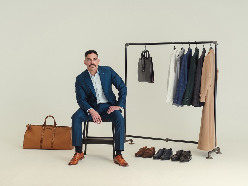 limatusbespoke's tweet photo. A Limatus wardrobe is a lifetime wardrobe. Our fabric and leather selection is made to last.
Photos: @joshhuskin
Suit: Blue Star Suit
#Limatusbespoke #BespokeTailoring #BespokeSuit #FabricAddict #Cavani #CavaniSuit #SanAntonioFashion #SanAntonio https://t.co/DtfXqoLd5U