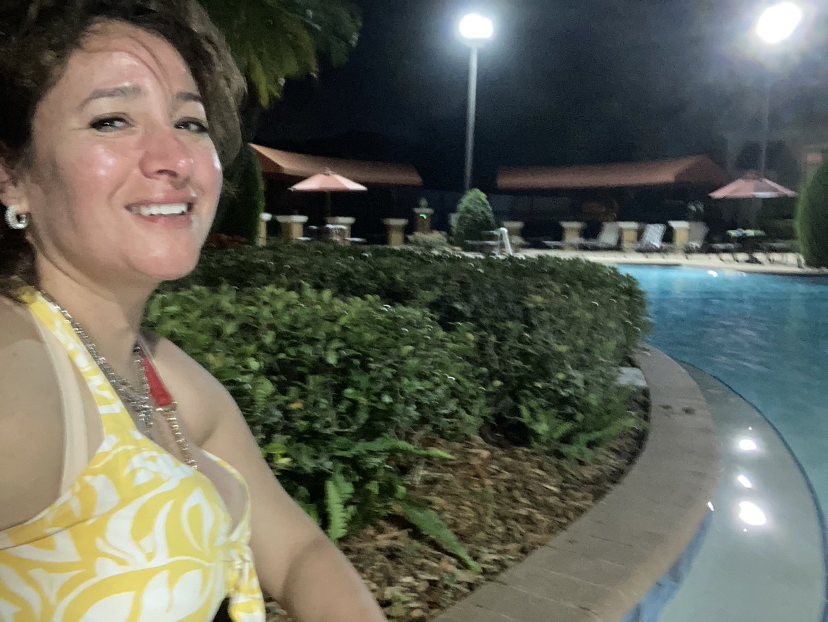 MonCarpioVA's tweet photo. Nice Summer break in Florida 💝🌞 https://t.co/R4MEJbeGQq