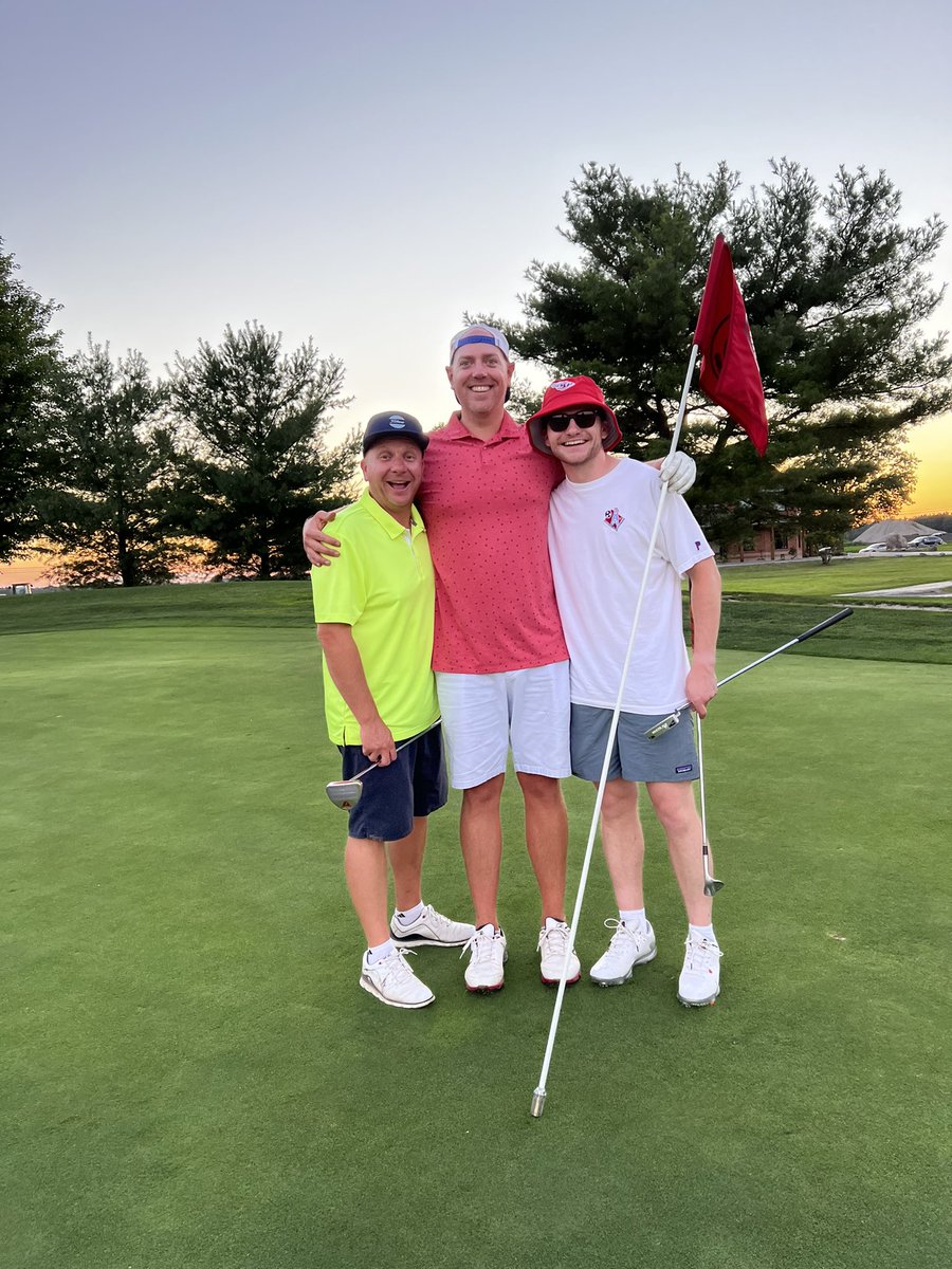 riotact01's tweet photo. Every once in a while you run into a crew at the course. https://t.co/sa8JlOPFvj