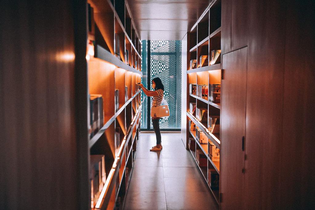 aniesbaswedan's tweet photo. Selamat pagi dari Perpustakaan Jakarta di Taman Ismail Marzuki, Cikini.

#WajahBaruTIM
#PerpustakaanJakarta
#JakartaKotaGlobal
#JakartaCityofLiterature https://t.co/N7qpFxHlqW