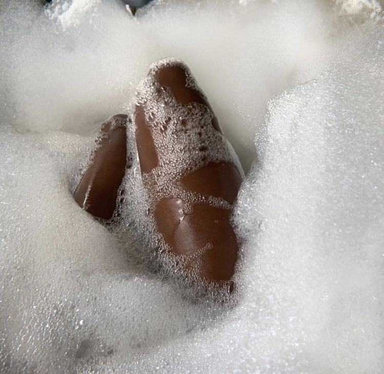 BerryBanksdubai's tweet photo. Gonna start my morning with a hot good soak 2 start my day off  🛀🏽. Do u want 2 join me? Yes, u can.Write me here on Berrybanks2020@gmail.com😉#fmty #dinnerdate #escortdubai #elitedating #VIPcompanion #elitegirlfriend #flymetoyou https://t.co/AqLvIFCH8z