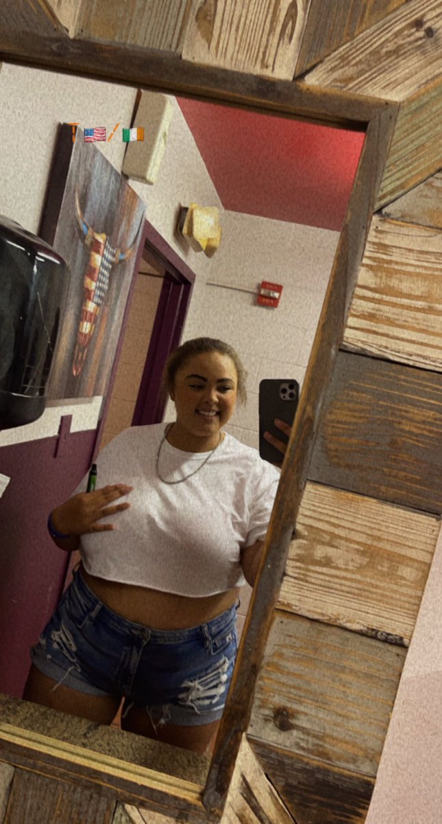 Taneshia🌺 tweet media