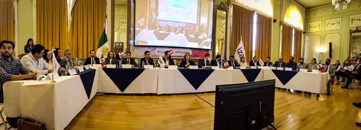 Hoy Zacatecas es ejemplo Nacional, con la firma de la Carta Intención "𝐀𝐧𝐭𝐢𝐜𝐢𝐩𝐚𝐧𝐝𝐨 𝐑𝐢𝐞𝐬𝐠𝐨𝐬 𝐝𝐞 𝐂𝐨𝐫𝐫𝐮𝐩𝐜𝐢ó𝐧" esto fué posible gracias a la Coordinación entre el <a href="/CPC_Zacatecas/">Comité de Participación Ciudadana de Zacatecas</a> y el <a href="/Izai_Zac/">IZAI</a> con el <a href="/ComiteCPC/">CPC</a> la <a href="/SESNAOficial/">SESNAOficial</a> y el <a href="/PNUD_Mexico/">PNUD México</a>.