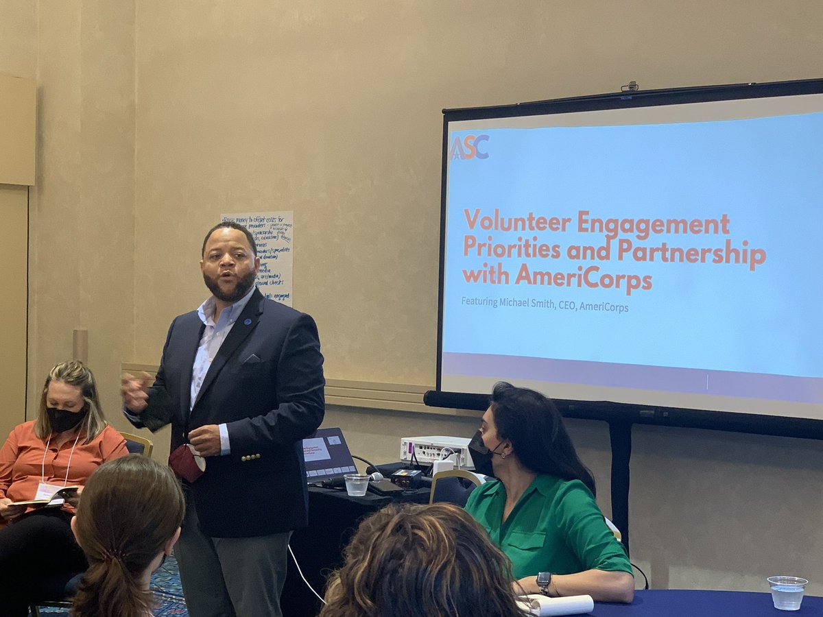 rachelbruns's tweet photo. We are grateful to @AmeriCorpsCEO for spending time with us to learn about the impact #VolunteerGeneration is having thru #StateService commissions supporting 350+ diverse subgrantees in areas from #ServiceLearning to nonprofit COVID response efforts to #ServiceEnterprise & more. https://t.co/Zx3oTWHIia
