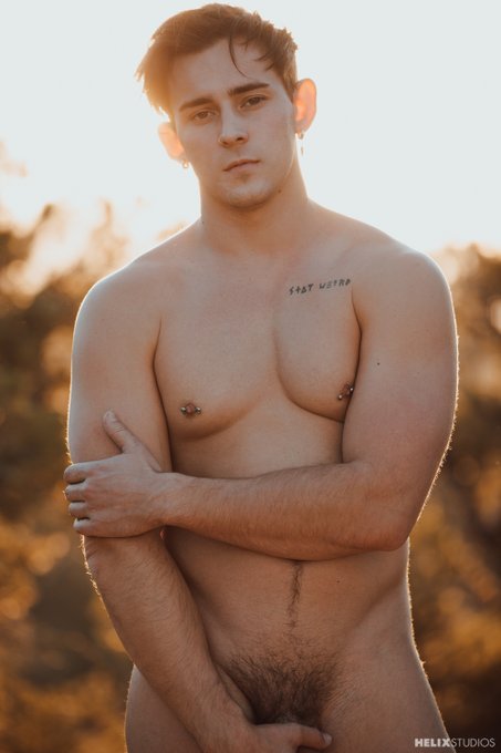 Josh Brady Photoshoot ? https://t.co/CuKvQOVjT2