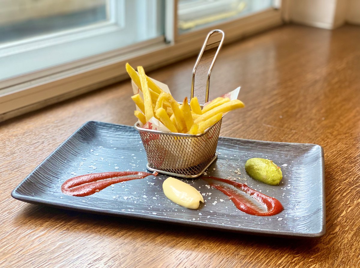 There are only a few things in life that are better than French Fries…. Nothing springs to mind right now... But if you know any, leave a comment below. 
Meanwhile, Happy French Fries Day from the kitchen of London Marriott Grosvenor Square. Bon appétit!
#frenchfries #Marriott