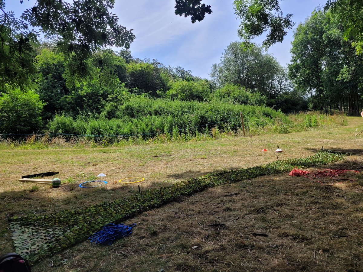 southcoatespa's tweet photo. 5BPs classroom for the day 🌳🌿☘️🌸 https://t.co/Rkxo0tuvyr