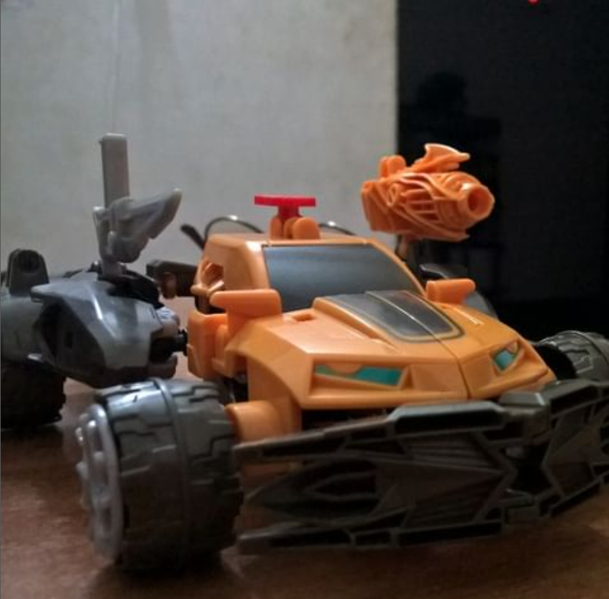 kaizenmoksh's tweet photo. Bumblebee with Nosedive.

Transformers Age of Extinction series.

#Hasbro #Transformers #AgeofExtinction #ConstructBots #Dinobot #Autobot https://t.co/8ORl98nKdJ