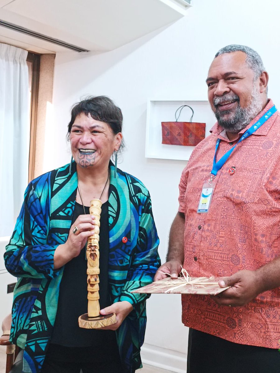 France in New Zealand 🇫🇷🇪🇺 tweet media