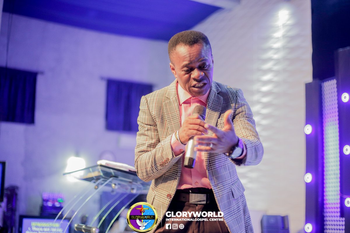 gigcglobal's tweet image. MESSAGE TITLE: Paralyzing Witchcraft Programming
SCRIPTURE: Micah 2:1, 3
MESSAGE BY: Pastor Samuel Effiong  

There are many things happening in your life that are not masterminded by God. 

#GIGCService 
#MidYearFast 
#GloryWorld 
#GIGCGlobal