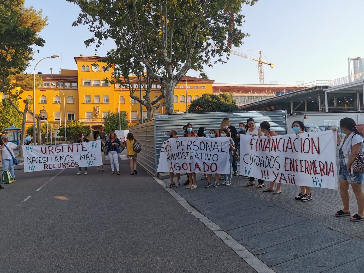SSCGTHV's tweet photo. Los trabajadores turno de noche de Hospital de Viladecans se quejan de sus malas condiciones de trabajo https://t.co/kuvOzGflHS