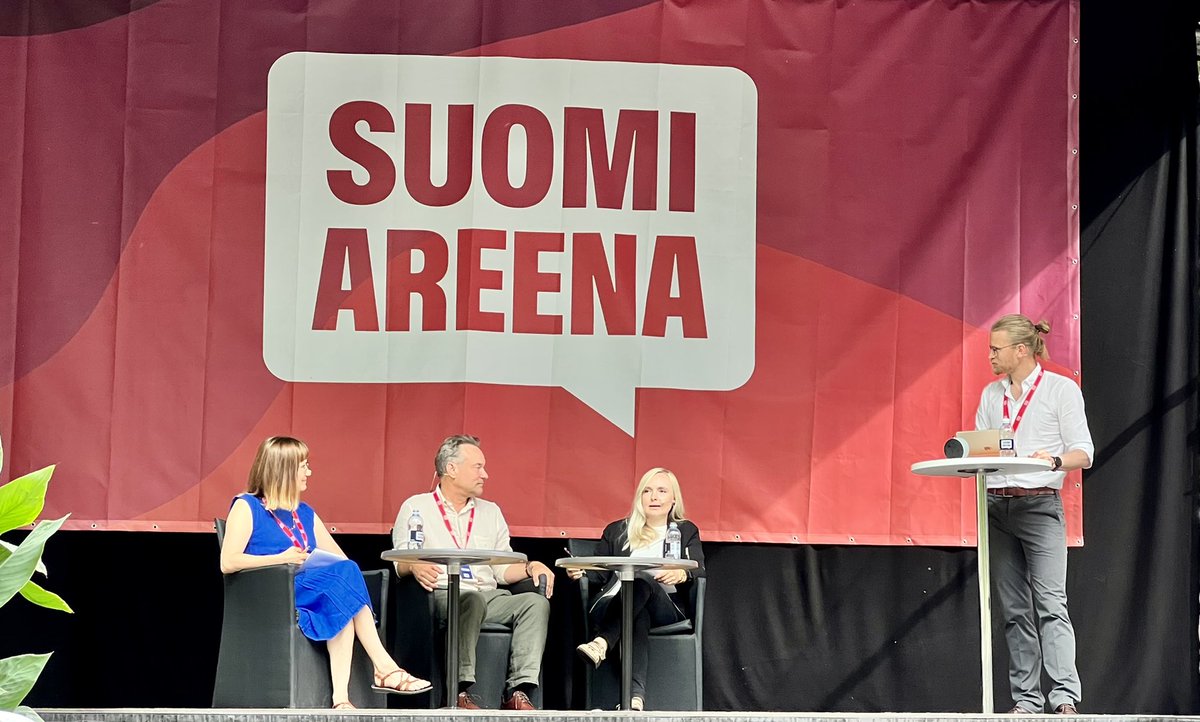 Porin aamussa jälleen hyvä keskustelu luontokadosta. Luonnon monimuotoisuuskeskustelu pitäisi valtavirtaistaa eikä käydä keskustelua siiloissa. Systeemistä ajattelua - ja yhdessä tekemistä tarvitaan lisää. <a href="/MariaOhisalo/">Maria Ohisalo</a> <a href="/timolehesvirta/">Timo Lehesvirta</a> Susanna Lehvävirta

#SuomiAreena #luontokato