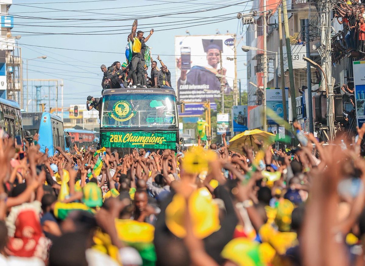 Ule wakati wa kutangaza 𝗨𝗦𝗔𝗝𝗜𝗟𝗜 wa Mchezaji 𝗠𝗞𝗨𝗕𝗪𝗔 anayekuja Klabu 𝗞𝗨𝗕𝗪𝗔 Afrika Mashariki na Kati unakaribia. 

Tunaomba kama wewe sio #mwananchi basi ni vyema ukatafuta mchezo mwingine wa kushabikia kabla ya msimu kuanza. 

#ReturnOfChampions 🥇🏆