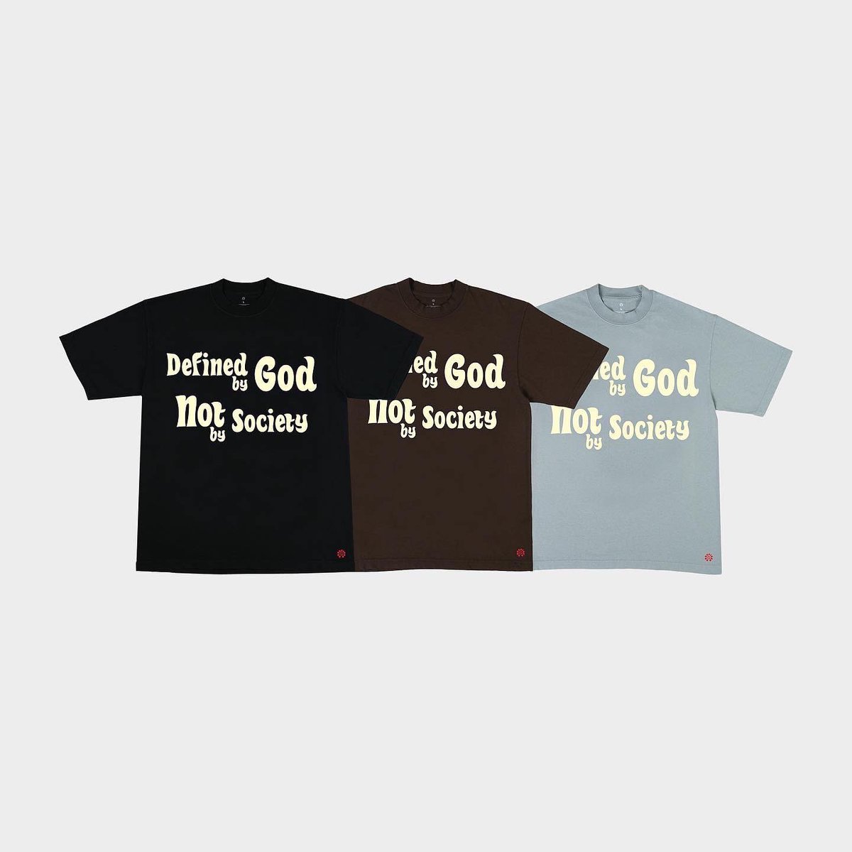 Iamwxlf's tweet photo. just restocked on all the tee’s and added red shorts 😮💨🚫
https://t.co/NcjfuTsSoM …. last restock when they’re gone they’re gone ! #UNDF https://t.co/J9Djc0Dn5u