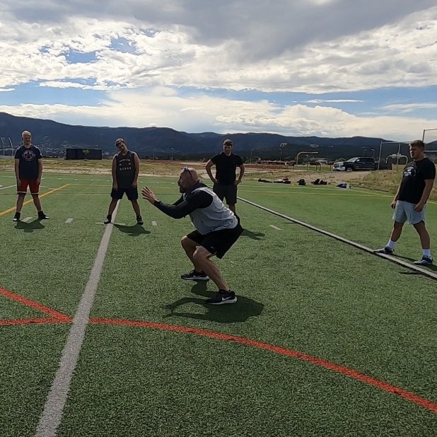 This crew of big skilled athletes came to ball today!  Great work on fundamentals with @PRFBOfficial 
#OHANA #5asONE 
<a href="/COACH_HIMEY/">Jonathan Himebauch</a>
