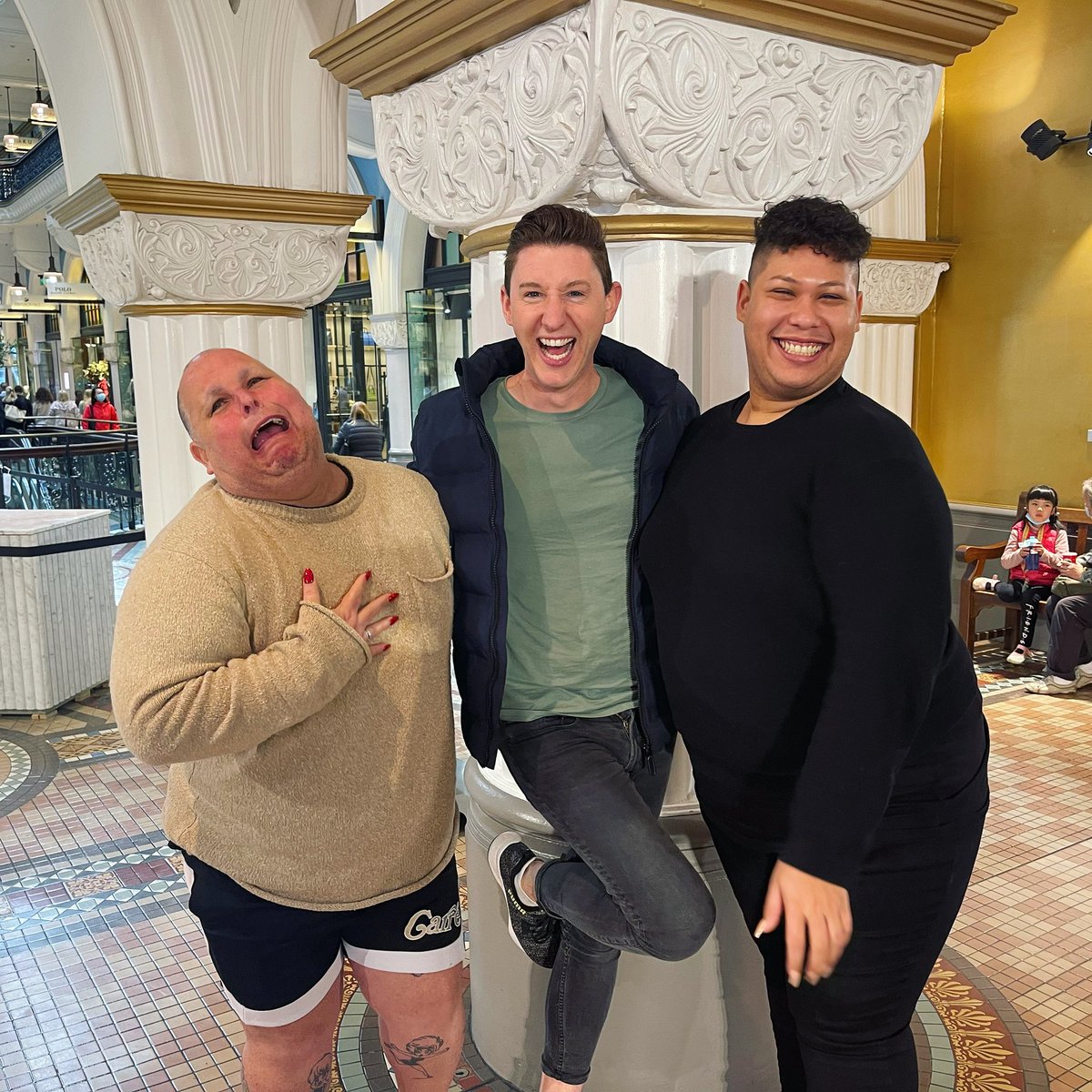 I simply adore <a href="/MaxiShield/">Maxi Shield</a> and <a href="/_cocojumbo/">Coco Jumbo!</a> !! A trip to Sydney isn’t complete without seeing them! 😍