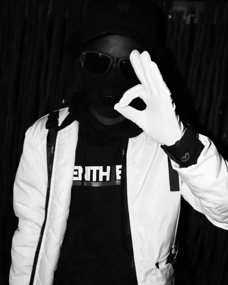 Zenithlevelbaby's tweet photo. @LehumoLetageng 👽 https://t.co/0orkmNaIRv
