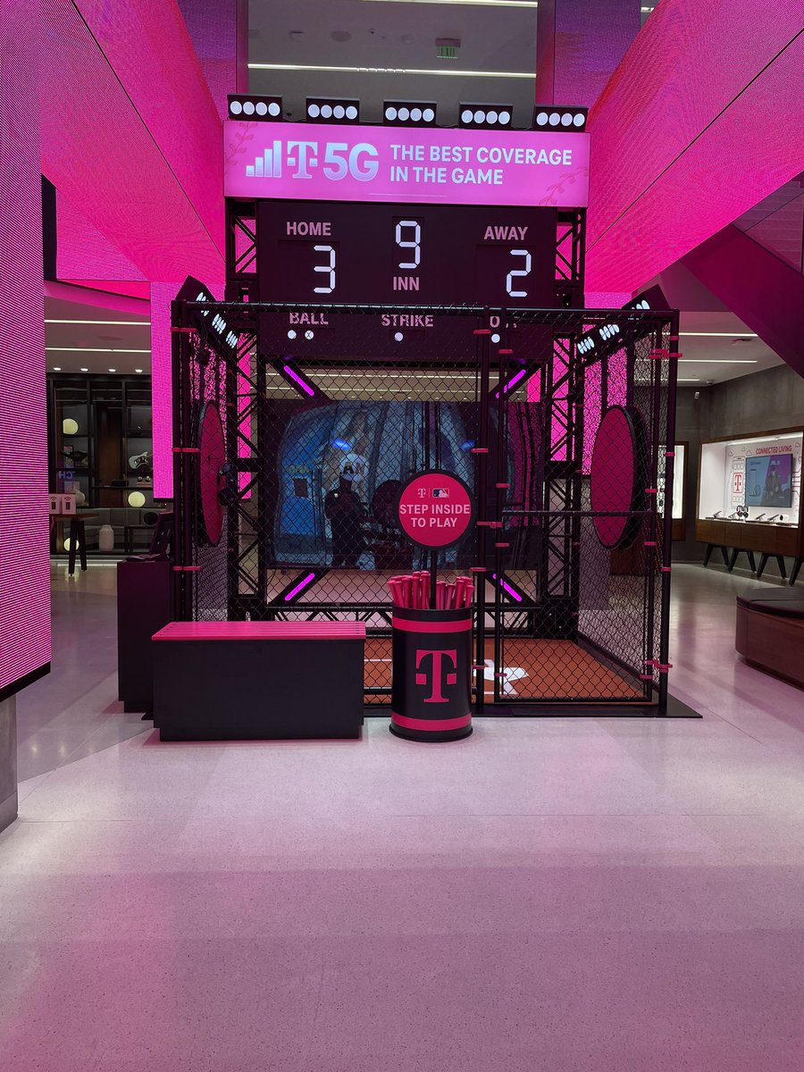 Are you ready for the big 5G game? ⚾️ We’re warming up the MagentaMax popcorn 🍿 , P360 hotdogs 🌭 , and signature experience sliced 🍕 #signatureSF #MLB #magenta #baseball #GameOn  #areyouwithus