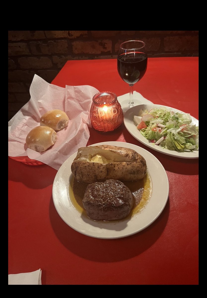 ManagerFlo's tweet image. Summertime Nighthawk Special ONLY $17.99!  Tonight for dinner enjoy an 8oz of all-natural grain fed beef tenderloin in garlic butter, a jumbo baked potato and our legendary "Diego" salad.  Visit any of our three locations in Lexington:  Downtown, Richmond Rd., or Southland Drive.