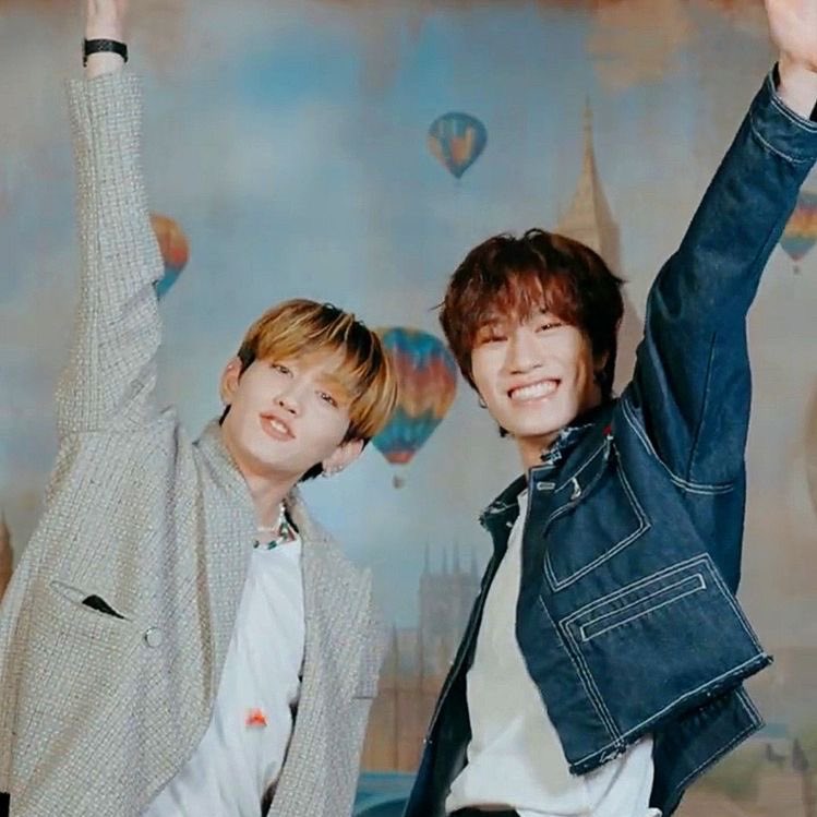 TMo2605's tweet photo. 🥺บอกให้รอ ก็จะรอ นูน่ารอได้ แม้ในใจจะแอบนอยๆก็ตาม❤️เพราะเชื่อว่าพวกหนูจะกลับมาแน่ๆ🥺เจ้ามาชิจะต้องกลับมาพร้อมสุขภาพที่แข็งแรง🍀น้องเยดัมก็จะกลับมาพร้อมทักษะดนตรีที่ยอดเยี่ยม🦊ไม่ต้องห่วงนะทึเมรออยู่แล้ว และจะรอเสมอเลย❤️ #MASHIHO #BANGYEDAM #TREASURE https://t.co/Fp4CdgV1w3