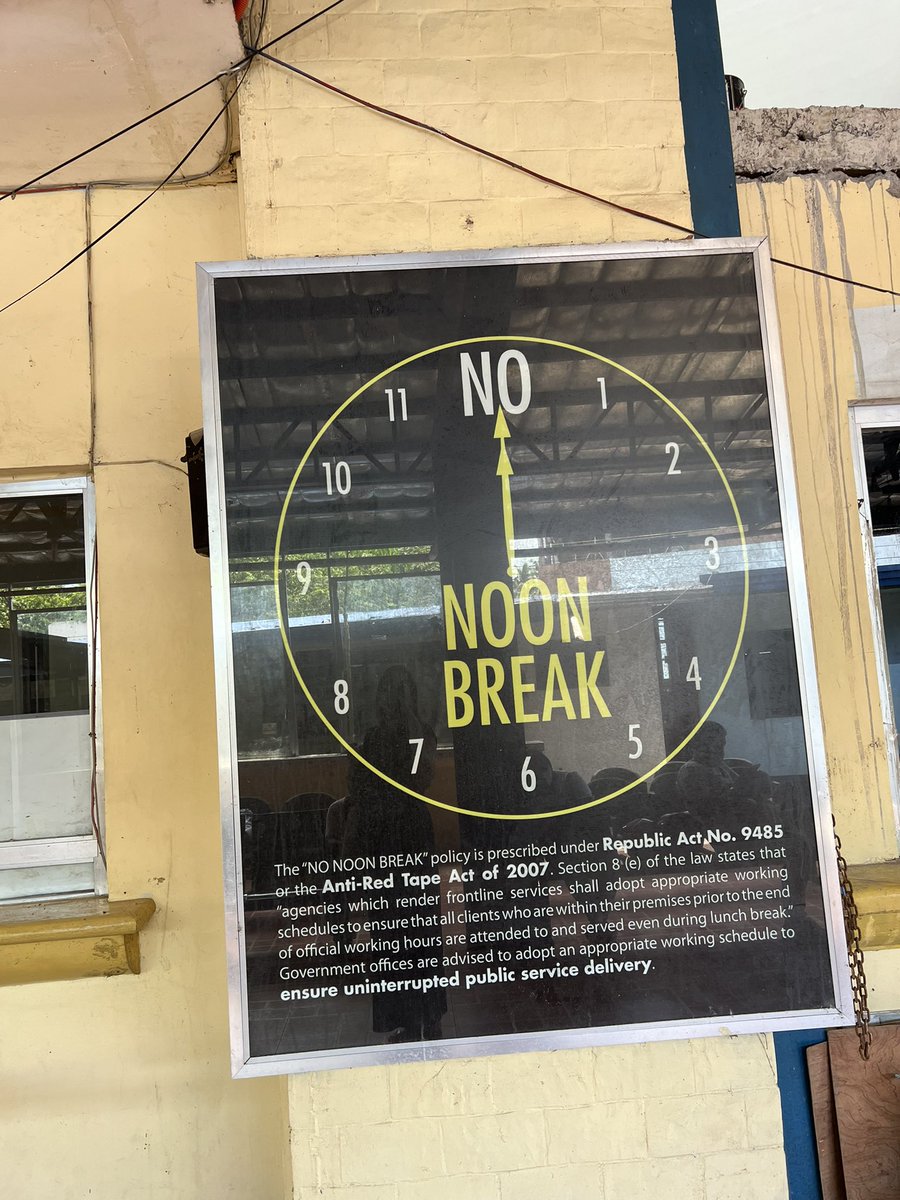 mayeecrisostomo's tweet photo. Oh, and the person at the next window just told us she will be having lunch and services will resume once she’s done. Then I look to the side and see this: 👇🏻🤷🏻‍♀️ https://t.co/XImP9Wczrg