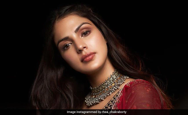 ndtv's tweet photo. 🔴 #BREAKING | Actor #RheaChakraborty charge-sheeted in drugs case involving #SushantSinghRajput by anti-drugs agency NCB https://t.co/dGCFHgsmrt https://t.co/Cwg8WWYxvC