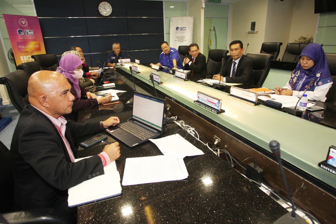 BendahariUTeM's tweet photo. NAMA MESYUARAT :MESYUARAT BERKAITAN SEMAKAN PENURUNAN/PERWAKILAN KUASA UNIVERSITI AWAM  
TARIKH : 13 JULAI 2022 (RABU)
MASA : 9.00 PAGI
TEMPAT :BILIK MESYUARAT UTAMA, CANSELORI
PESERTA : WAKIL MAJLIS BENDAHARI UNIVERSITI AWAM (MBUA) DAN WAKIL MAJLIS PENASIHAT UNDANG-UNDANG (MPUU) https://t.co/CrC54pxfsK