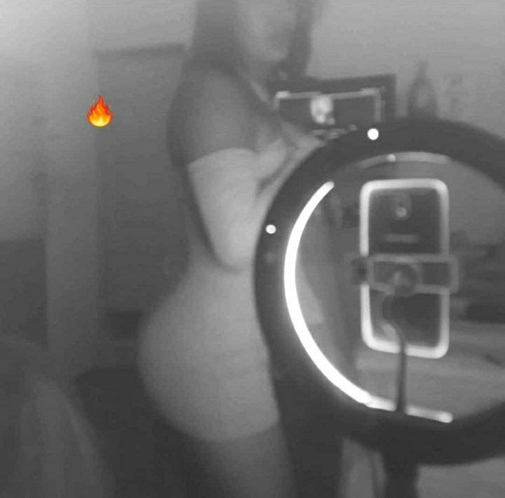 😈