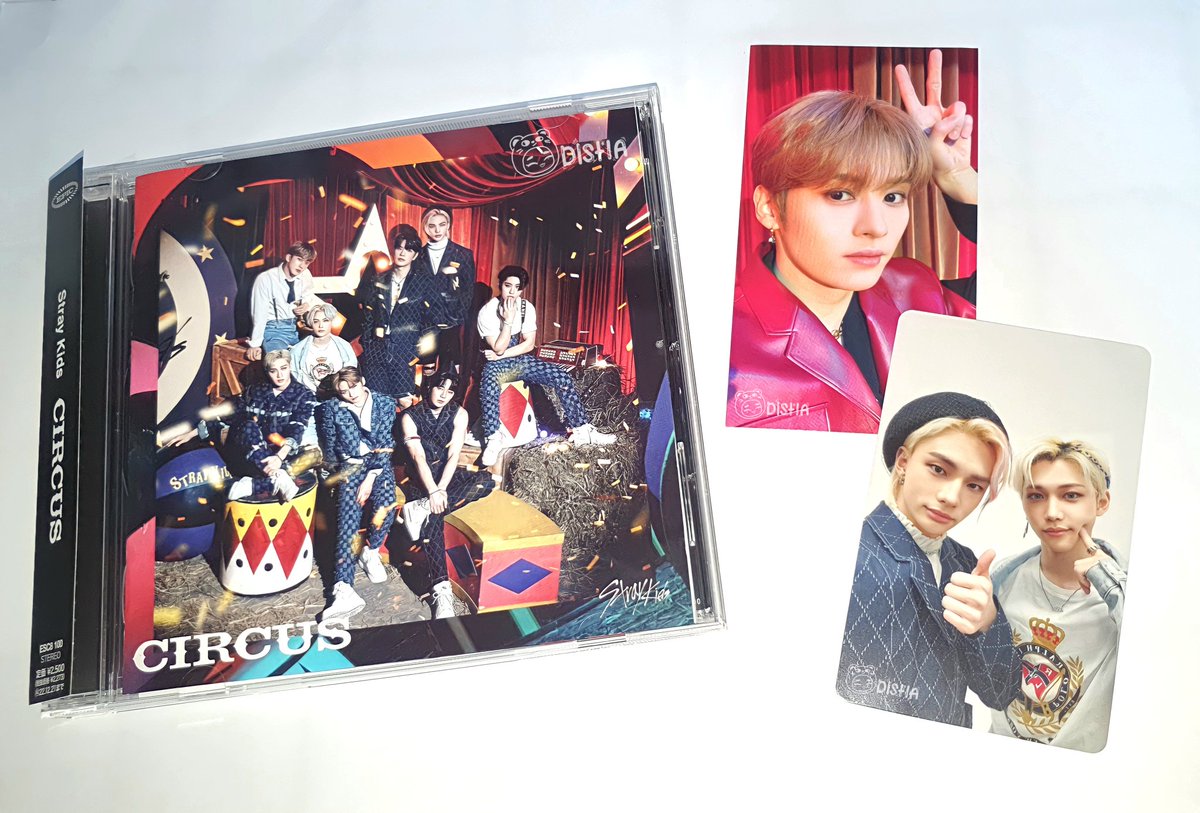hhjlixsti_'s tweet photo. ~mails¹³⁰⁷²² 🍀
look who's coming home 😭😭😭
yayyy! hyunlix and lee know 💞💫

ga nyangkaaa bngett danceracha pulang sepaket 🙀🥺 #hhjlixsti_mails ☃️💫 https://t.co/QfYuABf35h