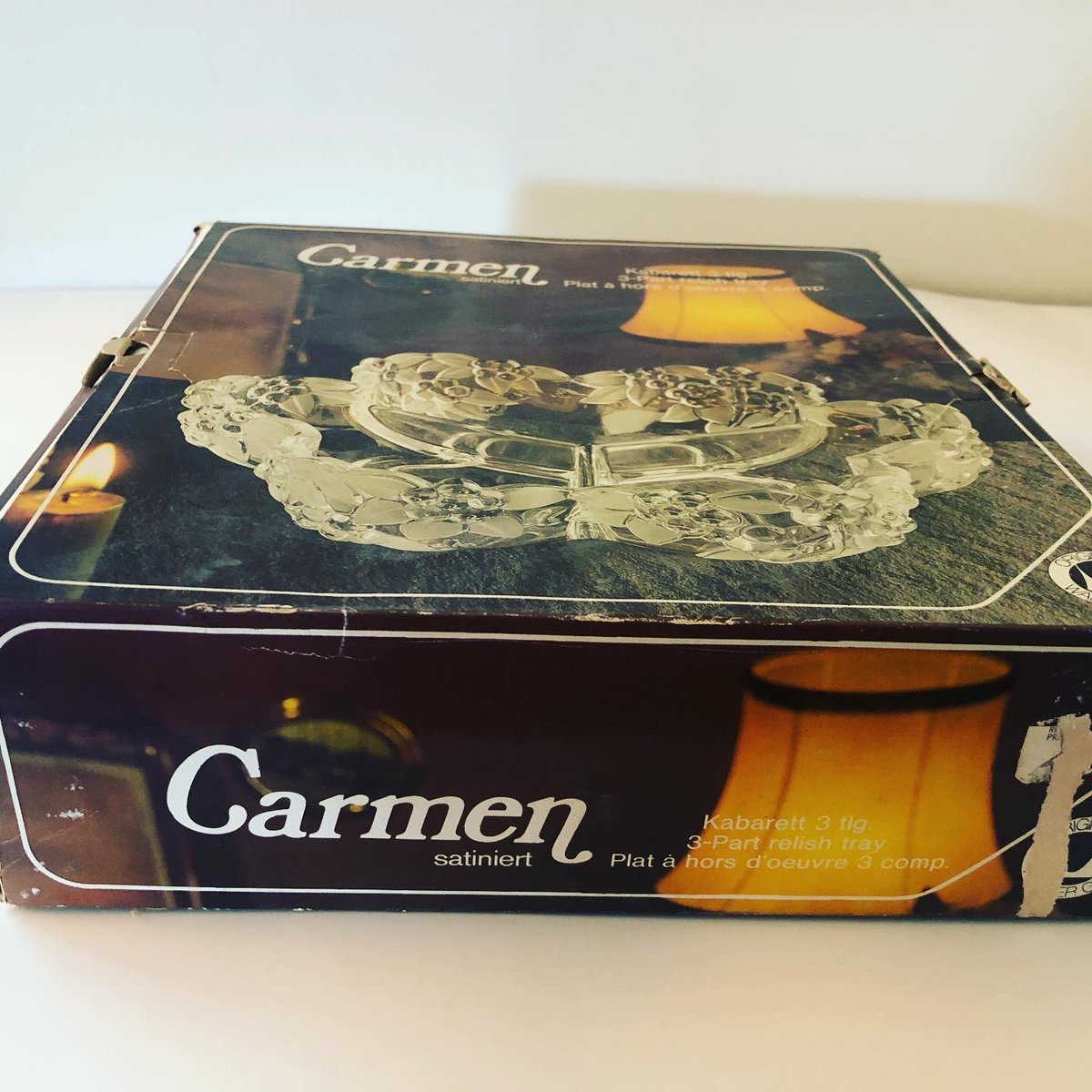 retromodstore's tweet photo. Absolutely stunning unused new old stock Walther Glass Carmen 3 Part Relish Tray in original box! Price $35 + shipping. This stunning piece was created in West Germany in the 1970’s, and is a relish tray with three sections, similar to a divided dish. #waltherglass https://t.co/lmBmLPz8Q3