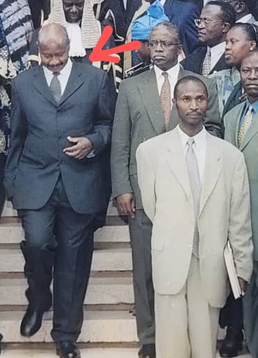 It was on this day, that Hon. Amama Mbabazi revealed his presidential ambitions.
On another Day, we shall discuss Hon. Sekikuubo's fashion choices.
Good morning.🙂