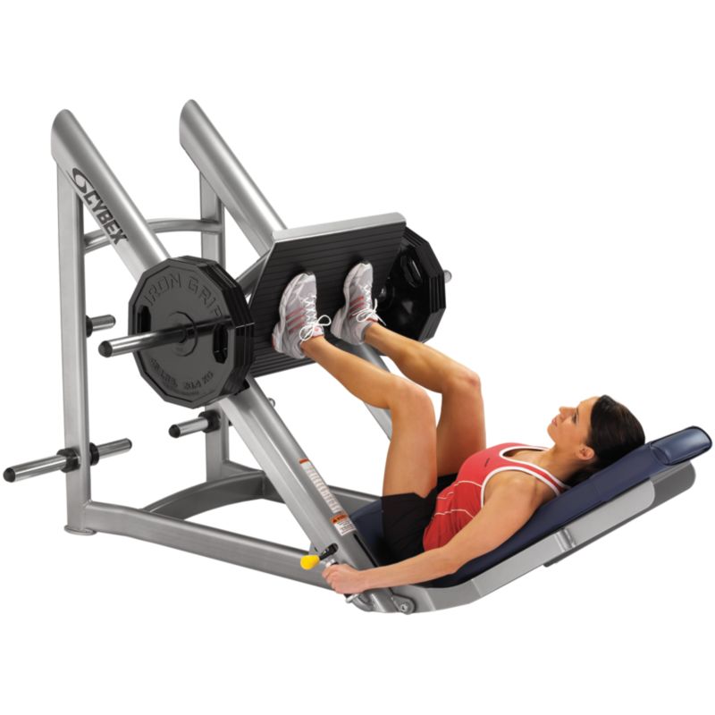 joeplatt1979's tweet photo. The leg press machine is a great machine for building the muscles of the legs and different foot positions work different parts of the quad #buildlegs #buildquads #buildmuscle https://t.co/p9yZiYlRd7
