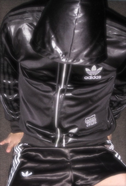 Nylon Gamma (@sissily4) on Twitter photo 