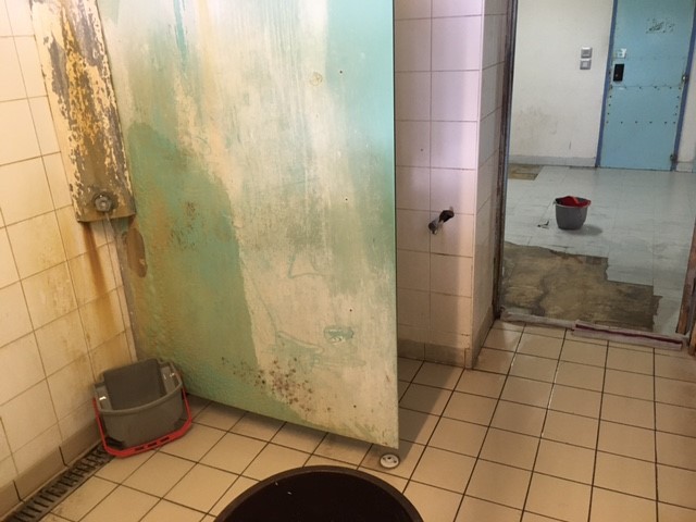 CGLPL's tweet photo. #Prison Le @CGLPL publie aujourd’hui au Journal Officiel des recommandations en urgence sur le centre pénitentiaire de Bordeaux-Gradignan (Gironde) et les observations des ministres de la justice et de la santé reçues en réponse
https://t.co/OqU38U44vO https://t.co/4Gtaywd2oY