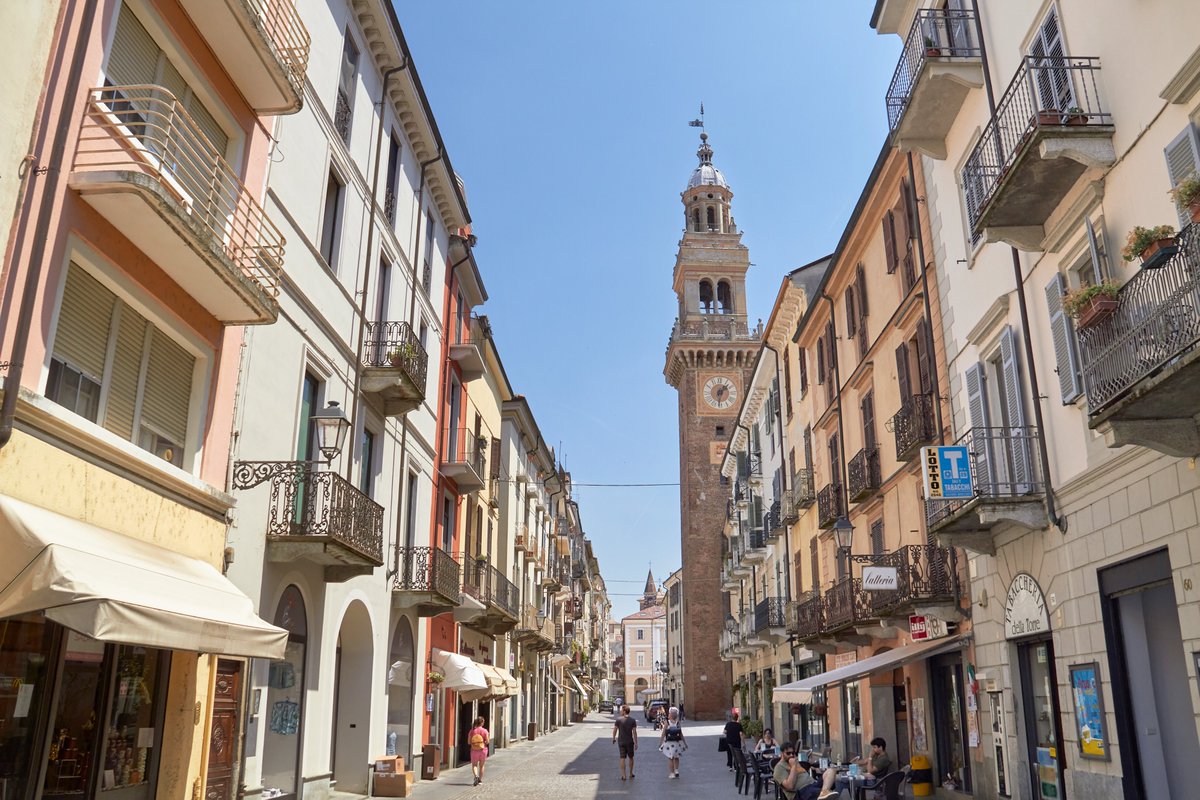 ItinDiViaggio's tweet image. Questa settimana vi portiamo alla scoperta di #CasaleMonferrato in #Piemonte 

itinerariodiviaggio.com/casale-monferr…

Il #castello, la #sinagoga, la #distilleria e molto altro in una piccola cittadina tutta da scoprire