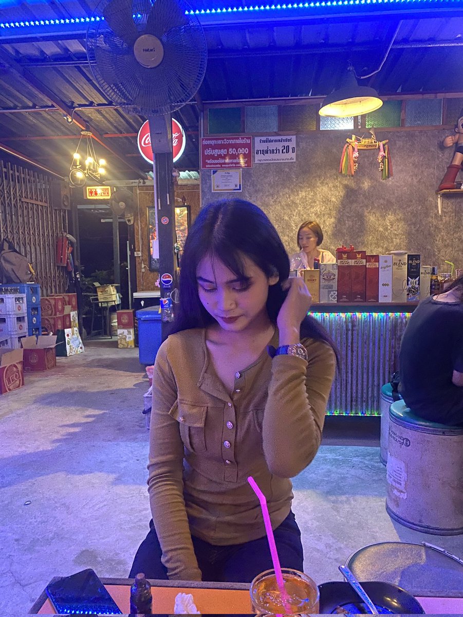 TonsariT's tweet photo. เธอจะไม่เห��าถ้ามีเราเป็นหวานใจ.😆♥️🫶
#สุพรรณบุรี #ฝากรีทวิตให้ด้วยนะคะ 🫶🤍 https://t.co/j3z4rF5Tdm