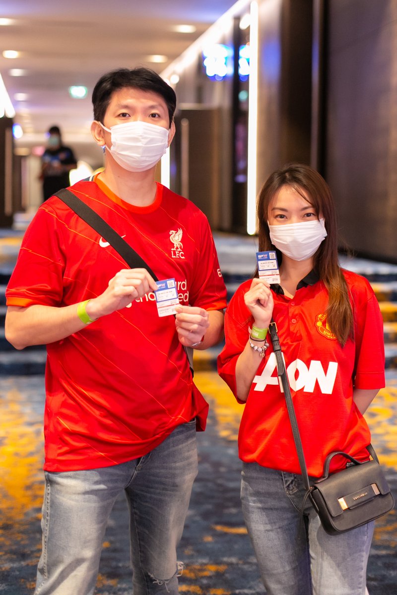 WeLoveSF's tweet photo. ⚽️🔥เก็บตกภาพบรรยากาศสุดมันส์
ในงาน THE MATCH BANGKOK CENTURY CUP 2022
LIVE VIEWING AT SF CINEMA
💥จัดเต็มบนจอยักษ์ เอ็กซ์คลูซีฟ เฉพาะที่ เอส เอฟ เท่านั้น
#THEMATCHBangkokCenturyCup2022
#THEMATCHatSF
#redworld #JacksonWang
#ศึกแดงเดือด #MANLFC
#SFcinema 🍿❤️ https://t.co/azf30gKRh5